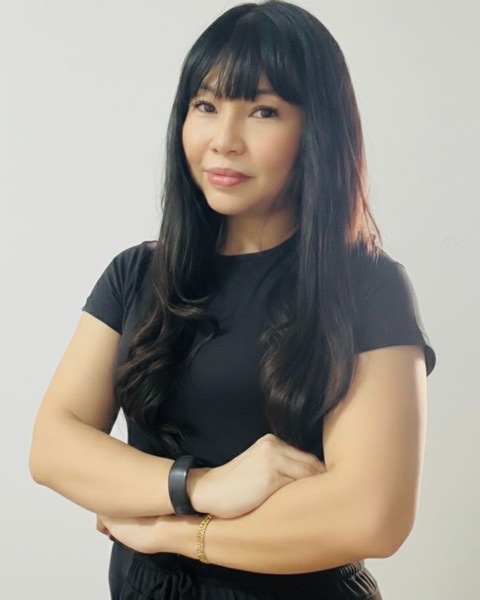 Jenita Jeune portrait