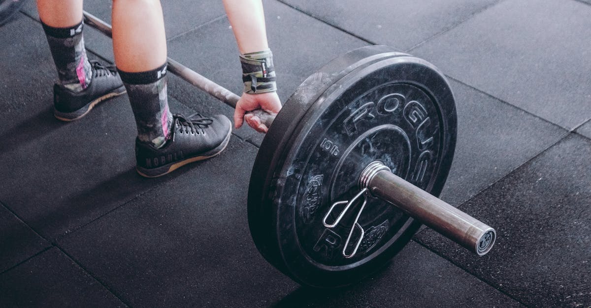 Working professional training with focused strength coaching.